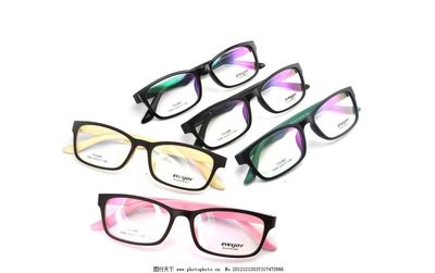 眼镜 从实用工具到时尚宣言的演变